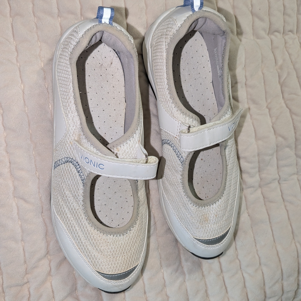 Vionic White Mesh Mary Jane Sneakers